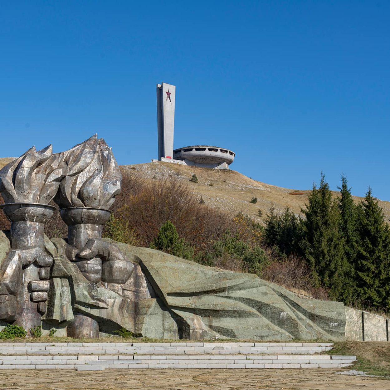 urban-urbex-exploration-bulgarie-bouzloudja-communisme-buzludzha