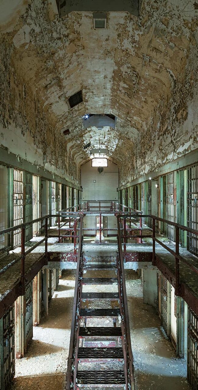 urbex-urban-exploration-usa-prison-decay-abandon