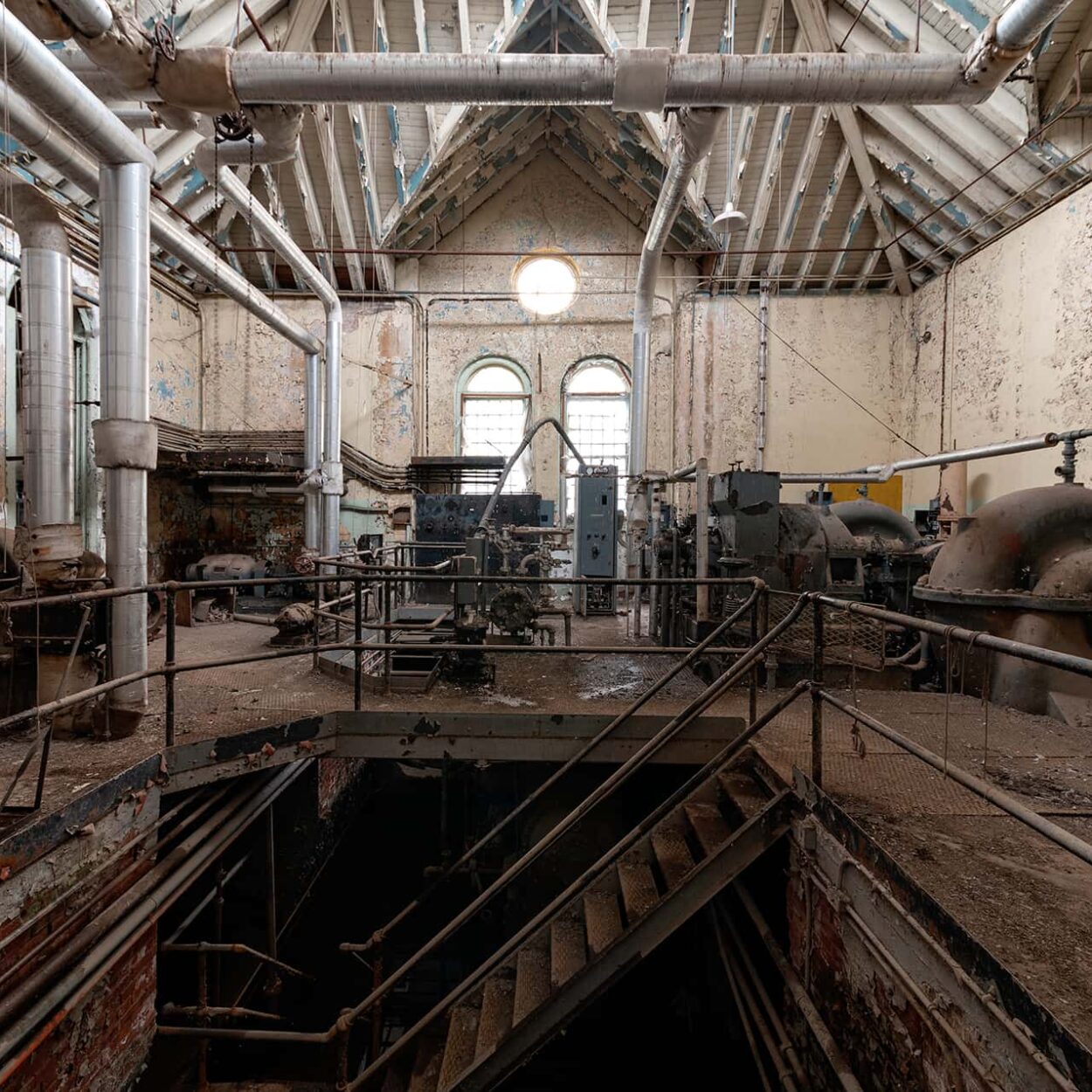 urbex-urban-exploration-decay-indus-insdustriel-usine-outil